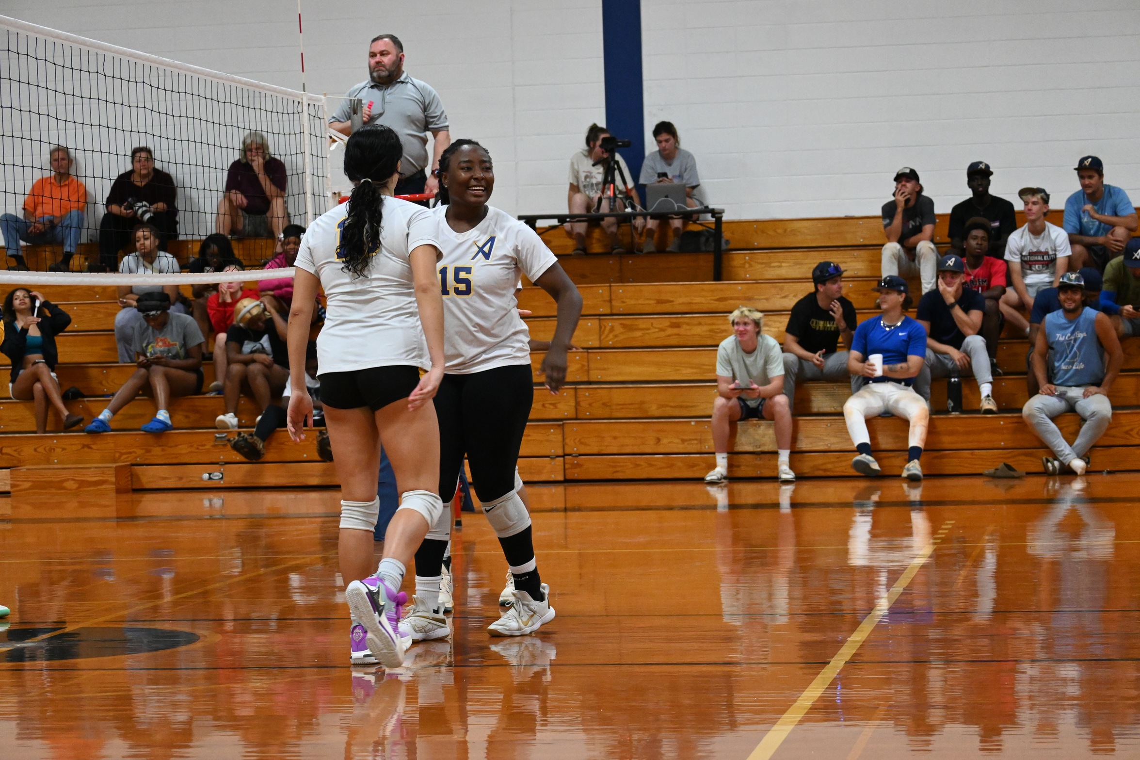 Volleyball Splits Season Classic Opener